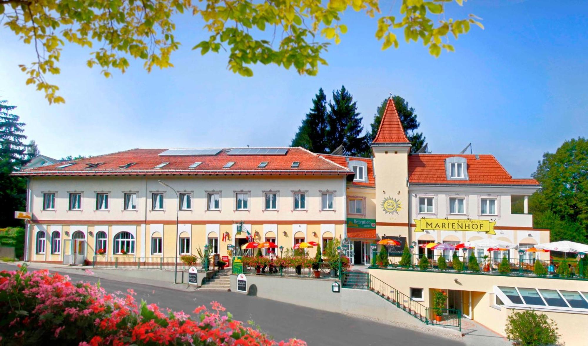 Hotel Restaurant Marienhof Unterkirchbach Buitenkant foto